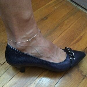 Anne Klein navy kitten heels